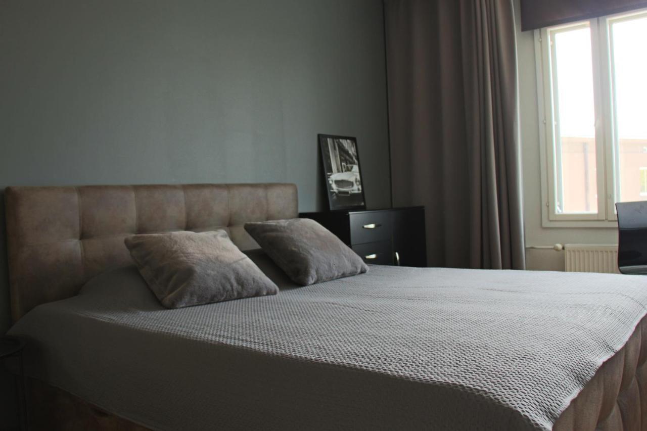 New Modern 4-Room Apartment With Big Balcony And Undeground Parking In Center Of Tallin Zewnętrze zdjęcie