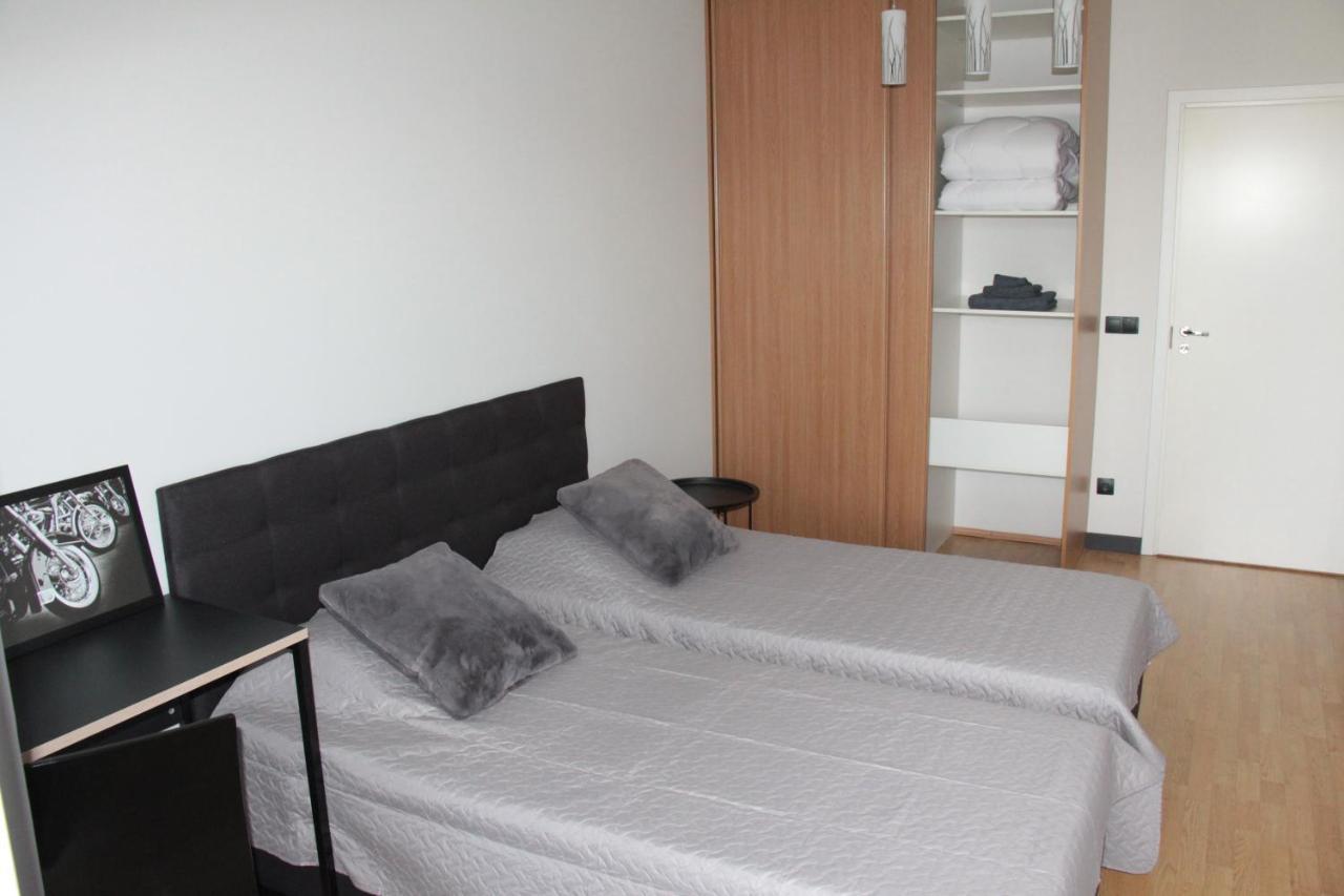 New Modern 4-Room Apartment With Big Balcony And Undeground Parking In Center Of Tallin Zewnętrze zdjęcie