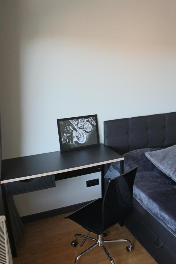 New Modern 4-Room Apartment With Big Balcony And Undeground Parking In Center Of Tallin Zewnętrze zdjęcie